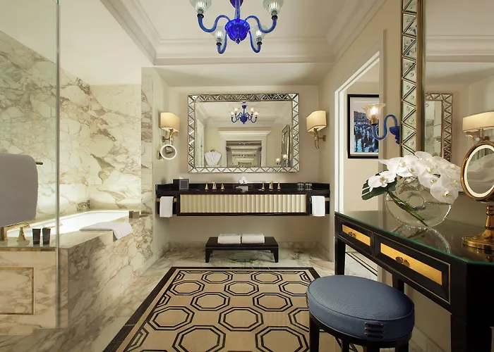 The Venetian Hotel 5*